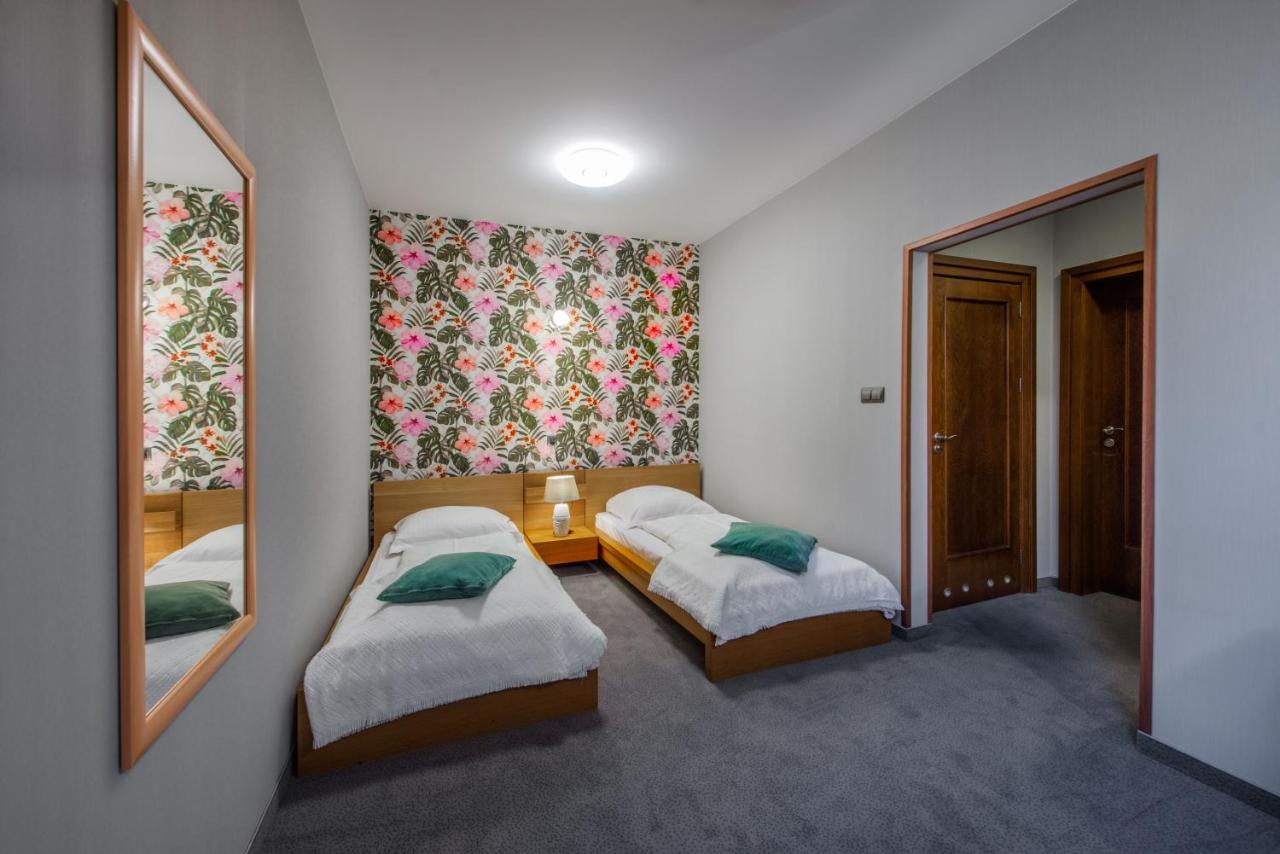 Hotel Zalesie 보치니아 외부 사진