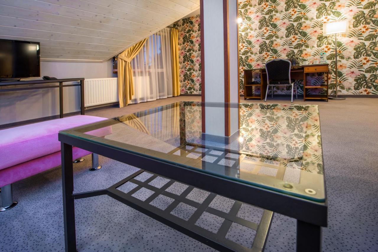 Hotel Zalesie 보치니아 외부 사진